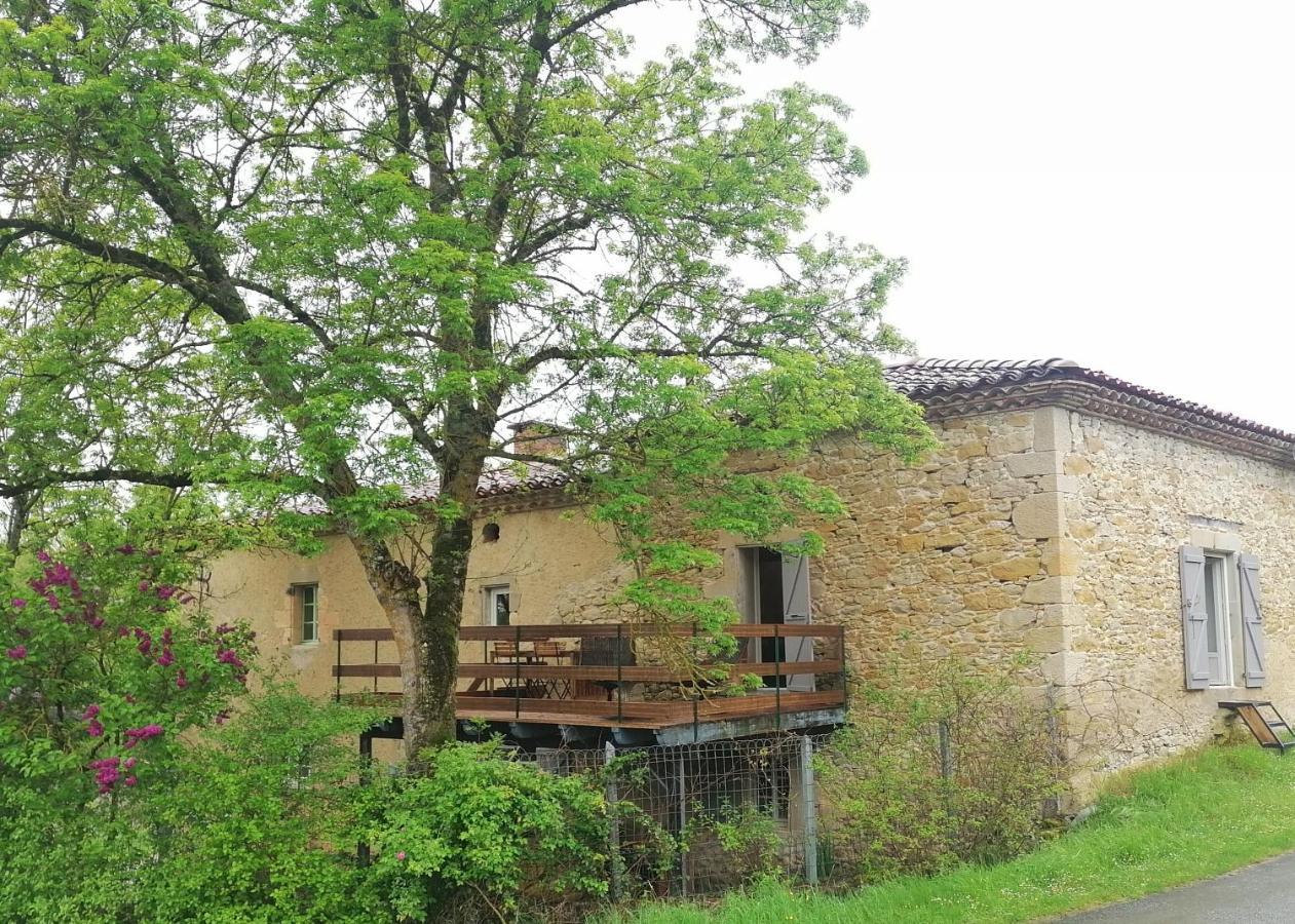 Gite Du Fassac Saint-Julien-du-Puy Exterior photo
